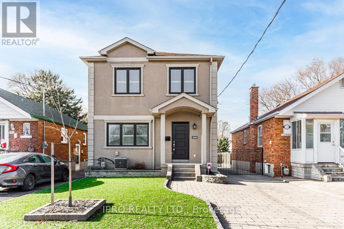 Photo principale - 286 Linsmore Cres