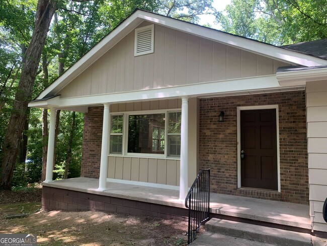 Building Photo - 110 Walker Woods Dr