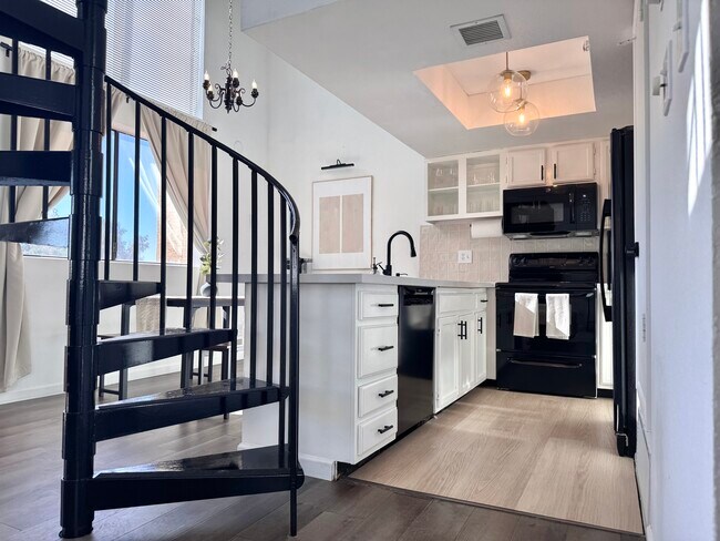 Foto del edificio - 18811 N 19th Ave