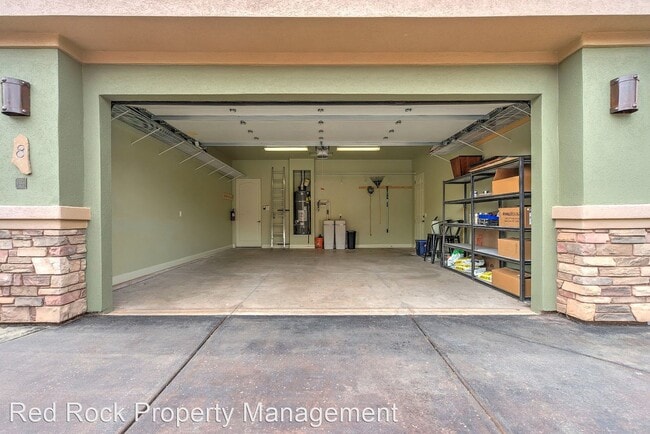 Building Photo - 340 Snow Canyon Dr