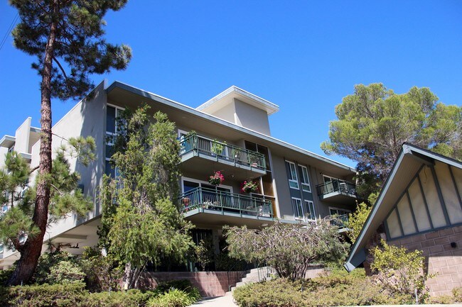 Foto del edificio - Glendora Apartments