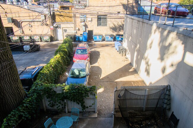 Foto del edificio - 1528 N La Salle St