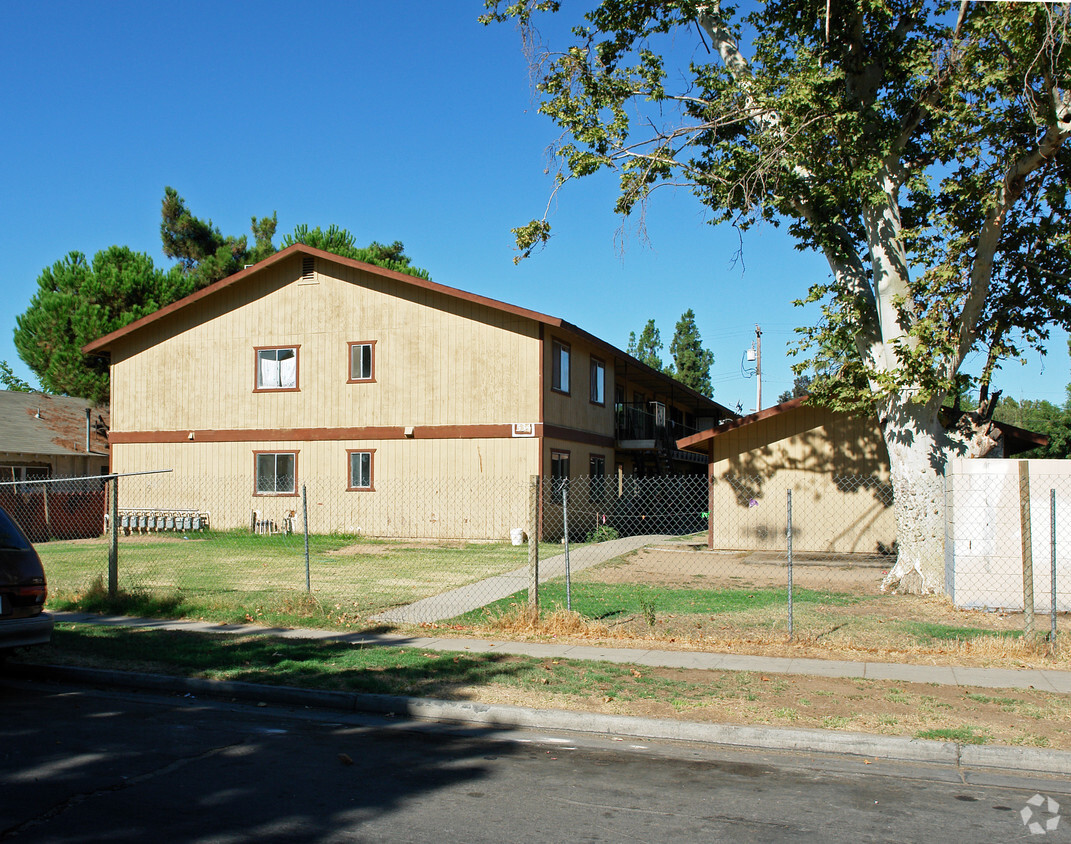 Primary Photo - 524 S Dearing Ave