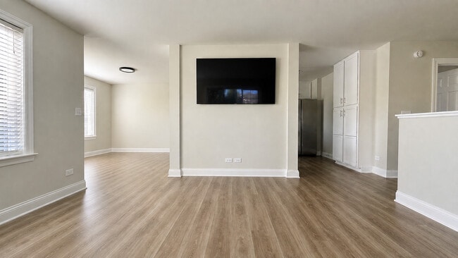Building Photo - 2144 Concord Dr