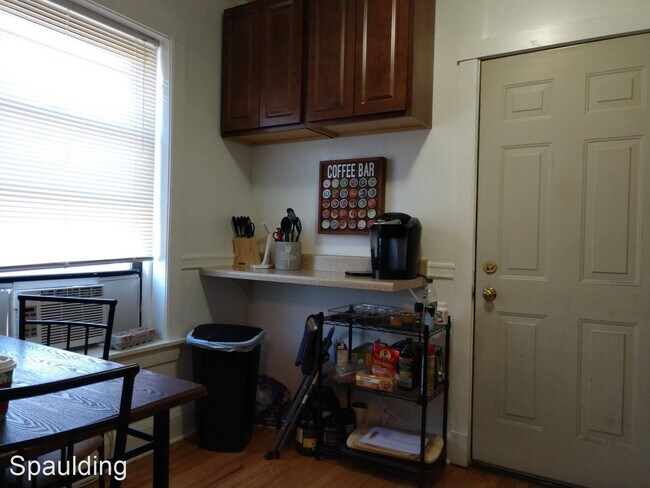 Building Photo - 2631 N Spaulding Ave