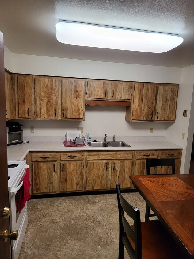 Kitchen area - 2405 E 8th St