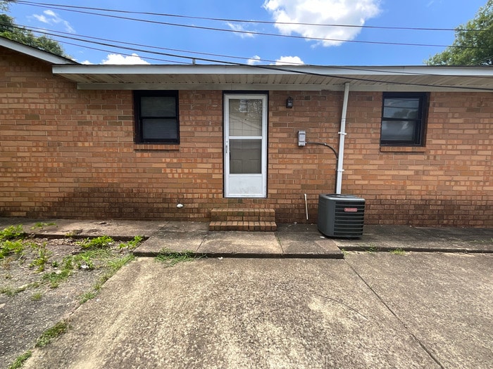 322 E Sumter St, Shelby, NC 28150 House Rental in Shelby, NC