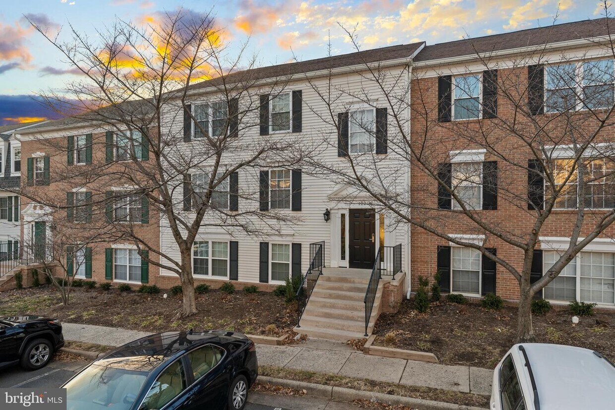 122 Fort Evans Rd SE Unit C, Leesburg, VA 20175 Room for Rent in