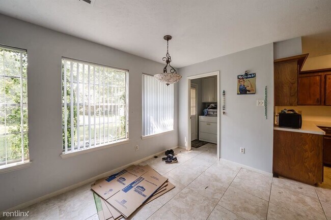 Foto del edificio - 4 br, 2 bath House - 2131 Lake Hills Drive