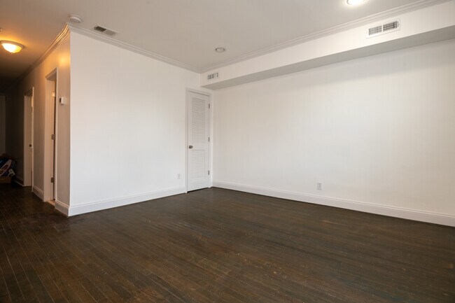 Foto del edificio - 1821 Providence St NE