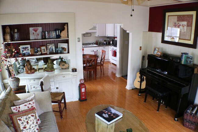 Photo - 601 Diamond St Townhome