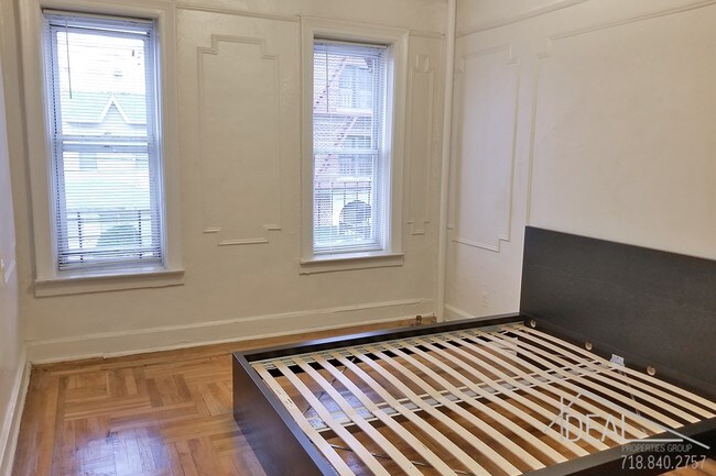Foto del edificio - 1712 E 15th St