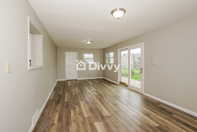 Building Photo - 4611 Tacoma Ave, Lorain, OH 44055