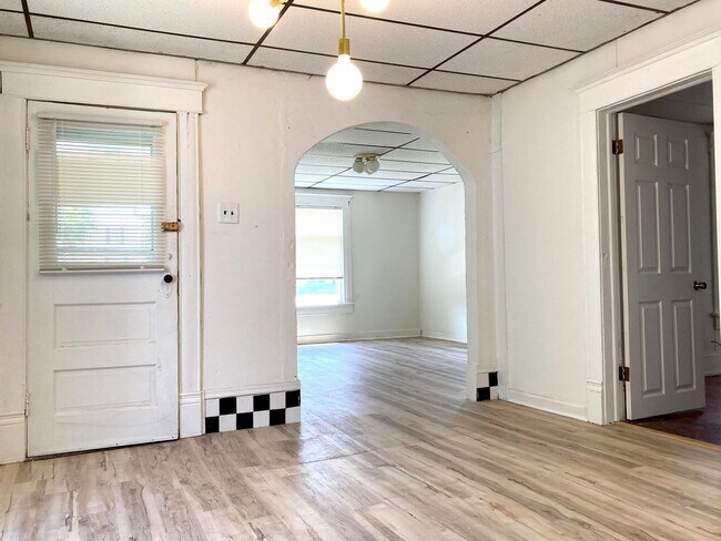 Foto del edificio - 2 Bed 1 Bath Home