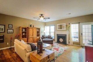 Foto del edificio - Beautiful Home in Huntersville! Coming Soon!