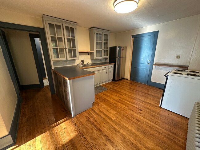 Foto del edificio - 412 Hudson St