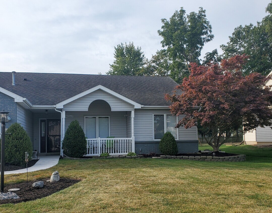 10227 Lake Sebago Dr, Fort Wayne, IN 46804 House Rental in Fort Wayne