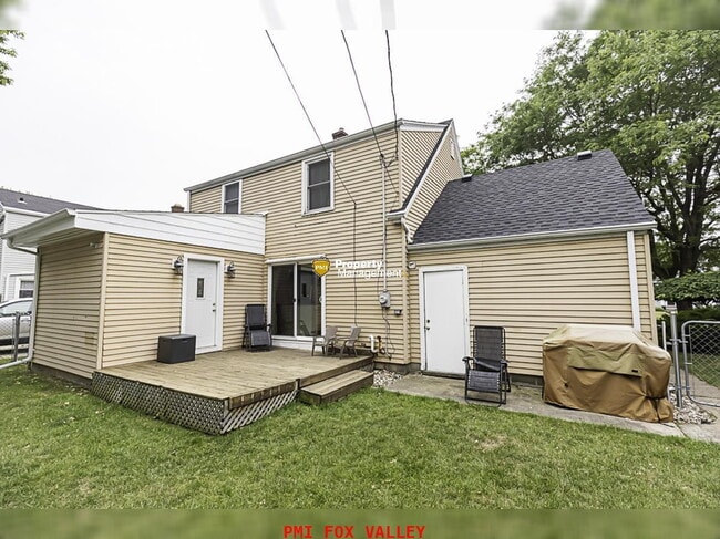 Building Photo - Beautiful 4 bedroom Home