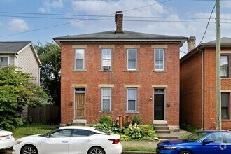 Building Photo - 59-61-61 E Lincoln St