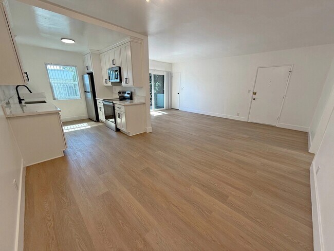 Foto del edificio - 520 Hayworth Ave