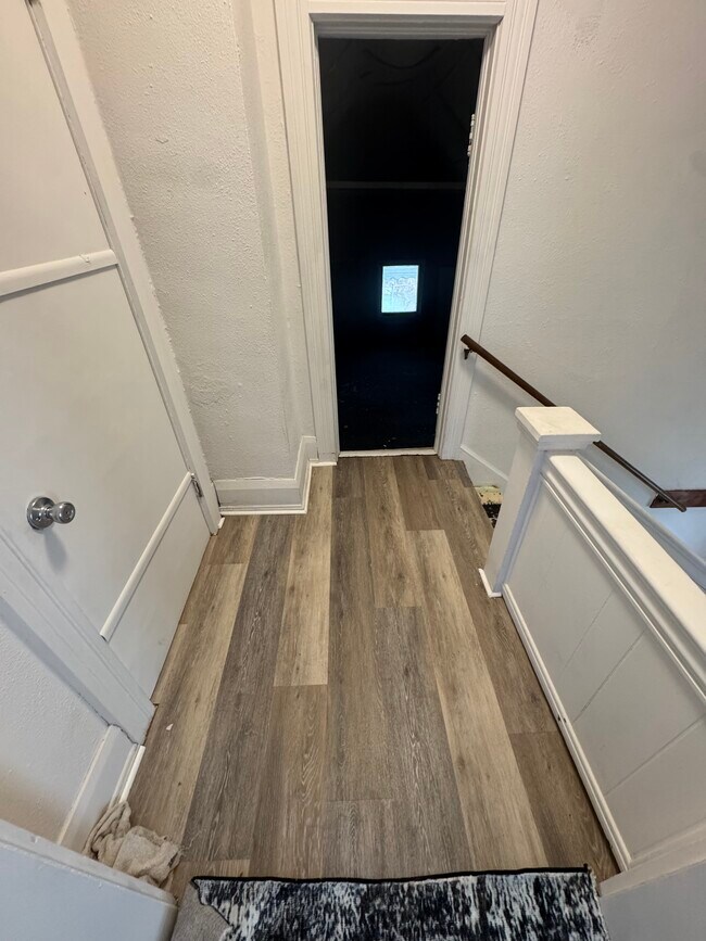 Building Photo - 152 Austin St