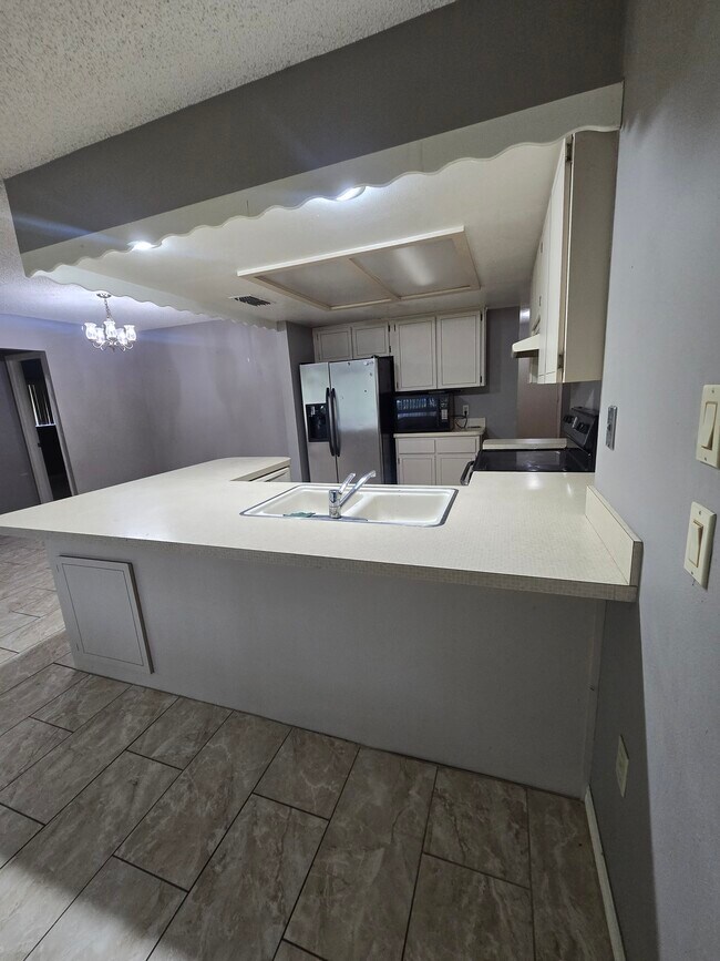 Foto del edificio - 11264 Topaz St