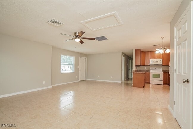 Foto del edificio - 19058 Flamingo Rd