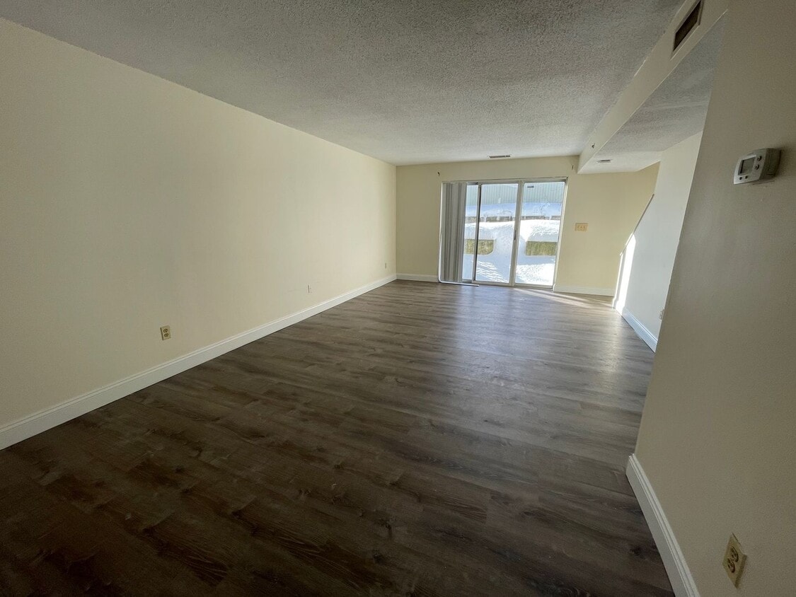 2bed/1.5 bath in Brighton - 2.5bed/1 bath in Brighton