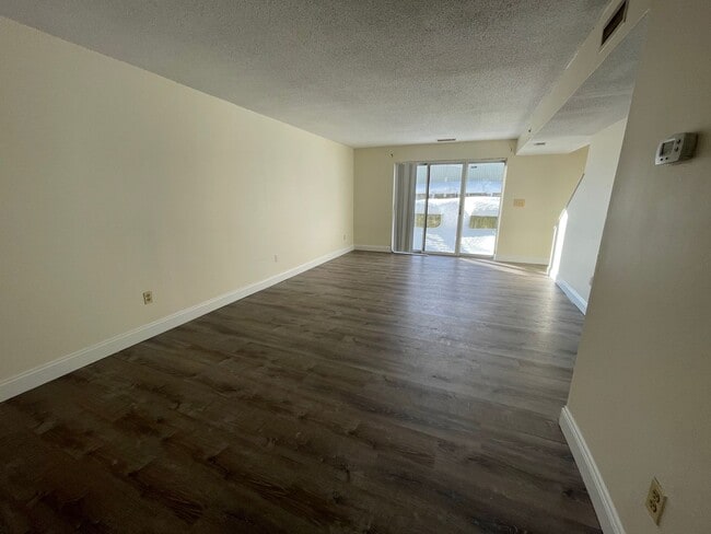 2bed/1.5 bath in Brighton - 2bed/1.5 bath in Brighton House