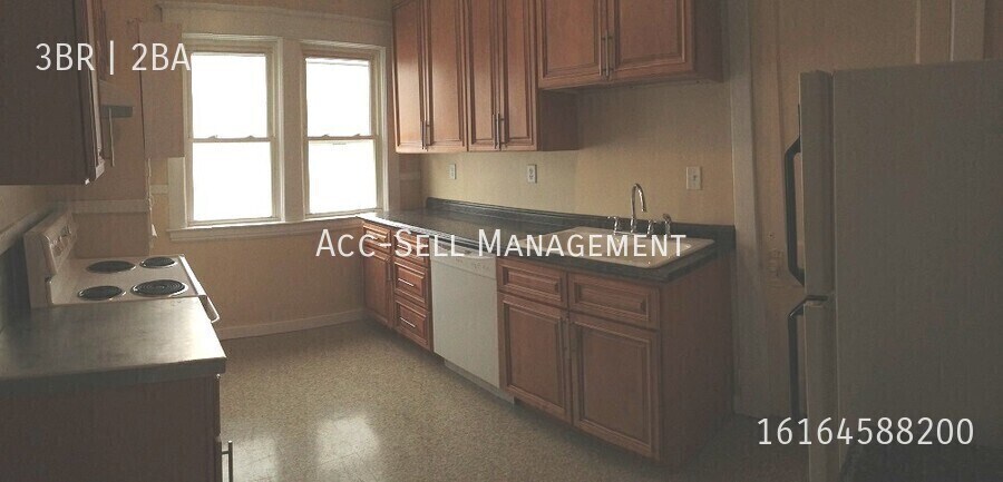 Foto principal - 848 Henry Ave SE