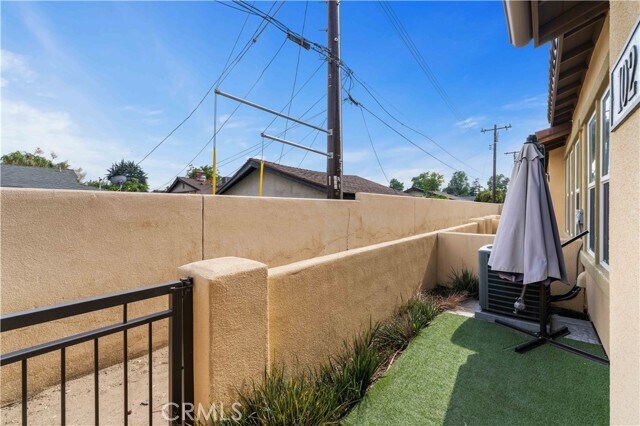 Foto del edificio - 5657 McCulloch Ave