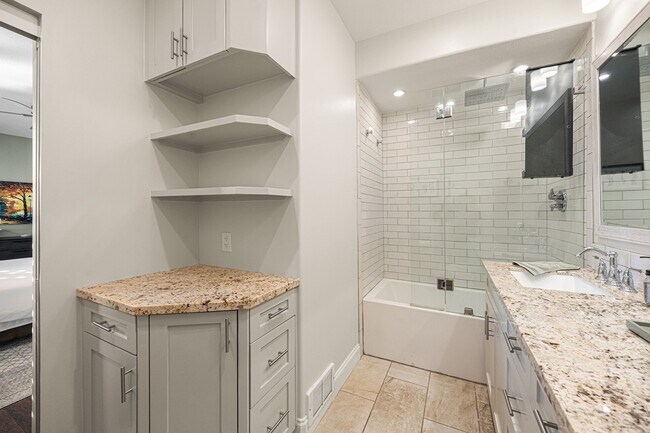 Foto del edificio - 202 E 7th St