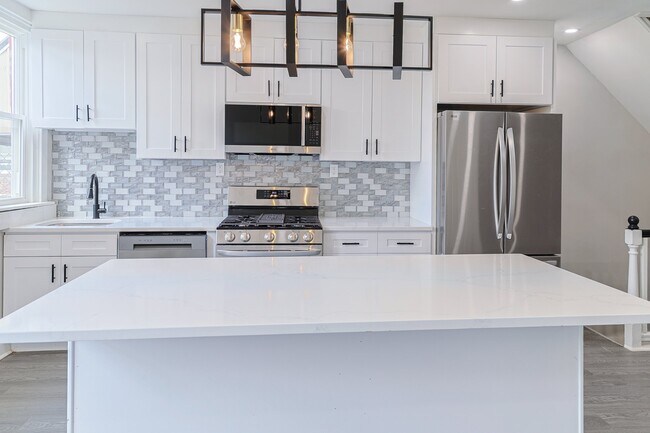 Foto del edificio - 1542 S 57th St
