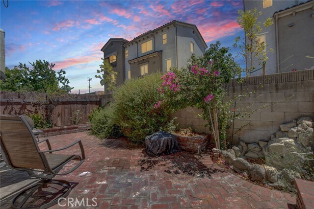 Building Photo - 821 S Cerritos Ave