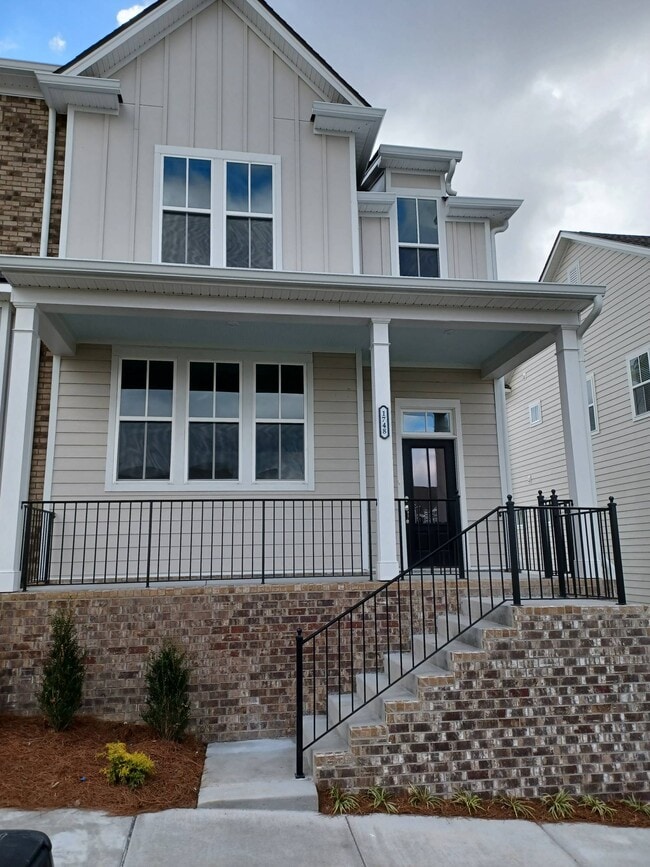 Building Photo - 1748 Park Terrace Ln