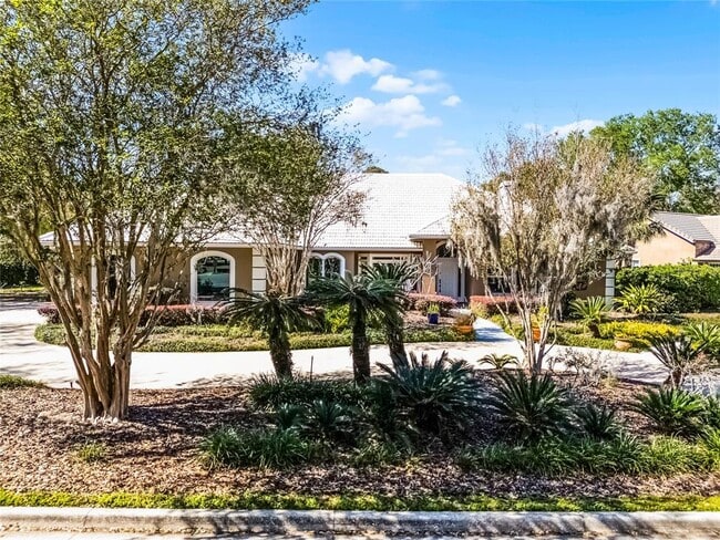 Building Photo - 8905 S Bay Dr