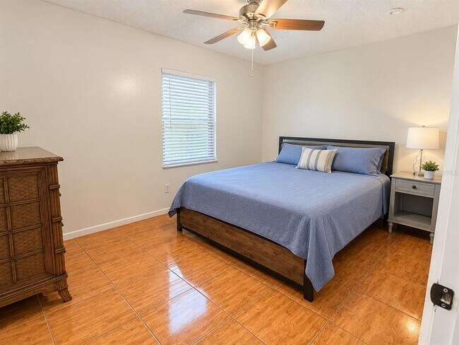 Foto del edificio - 773 E Birchwood Cir
