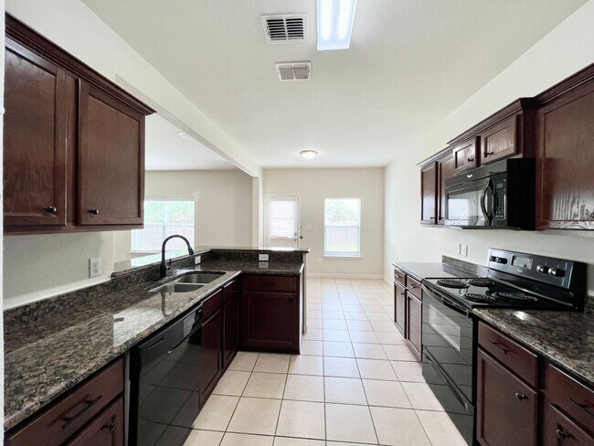 Foto del edificio - 108 Major Lee Ln