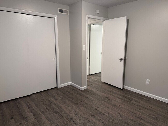 Foto del edificio - 779 Old Hickory Blvd