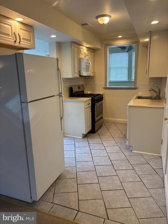 Building Photo - 221 Summit Ave