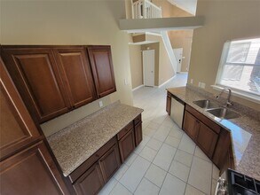 Building Photo - 5718 Fargo Dr