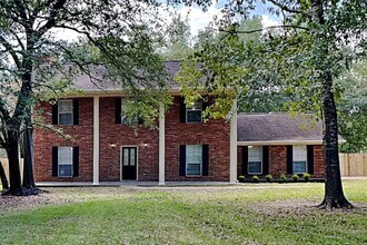 Building Photo - 2457 Ripplewood Dr