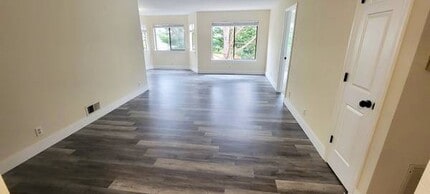 Building Photo - 27 Cabrillo St