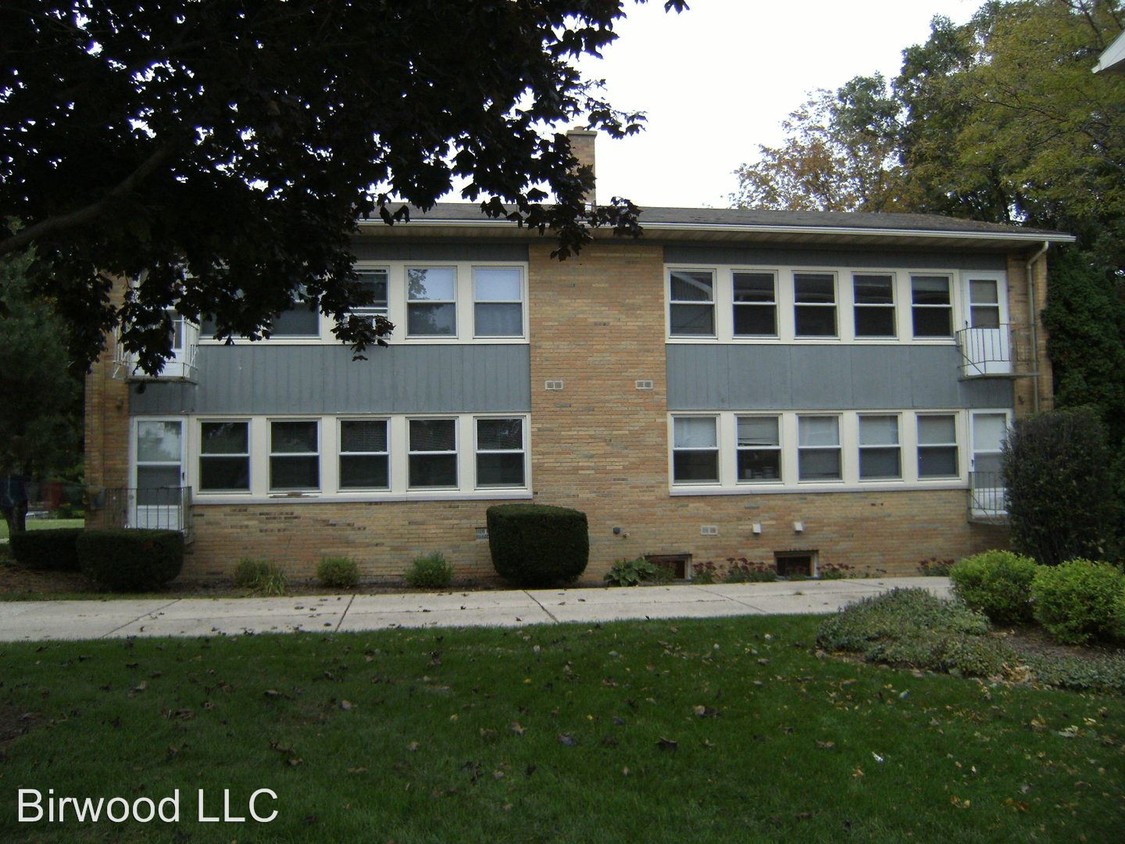 Primary Photo - 657 S Segoe Rd