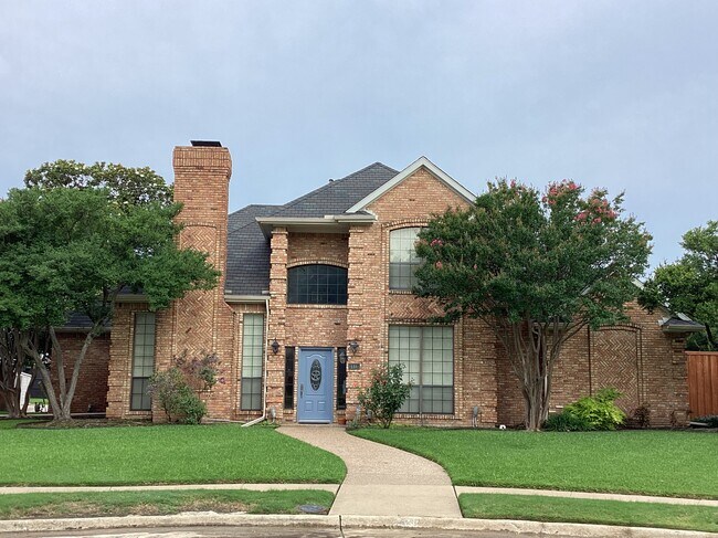 Foto del edificio - 7313 Hollingsworth Dr