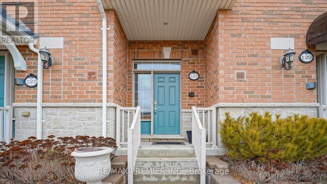 Photo du bâtiment - 127 Silverwood Ave