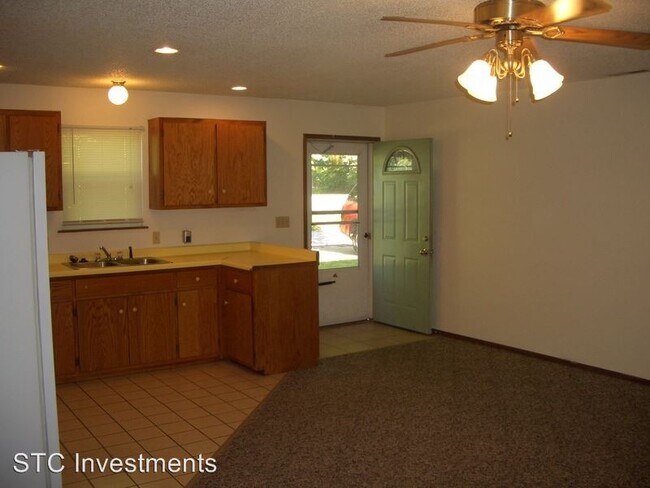 Foto del edificio - 4 br, 2 bath House - 154 Chandler Blvd