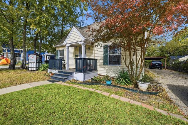 Foto del edificio - 108 W Heard St