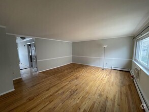 Building Photo - 1464A 68th St