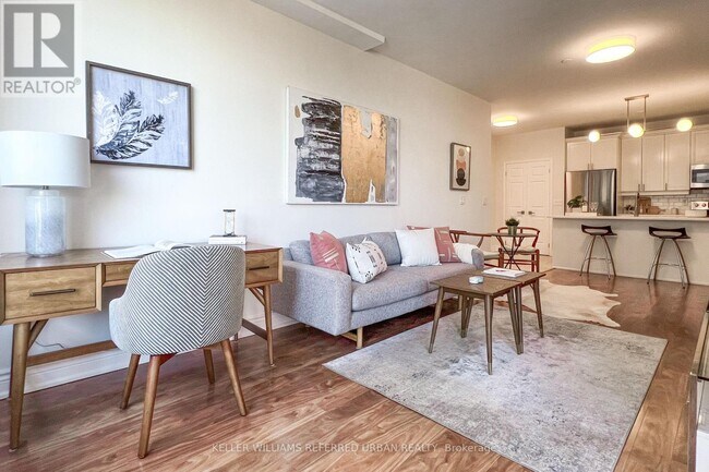 Photo du bâtiment - 980-980 Yonge St